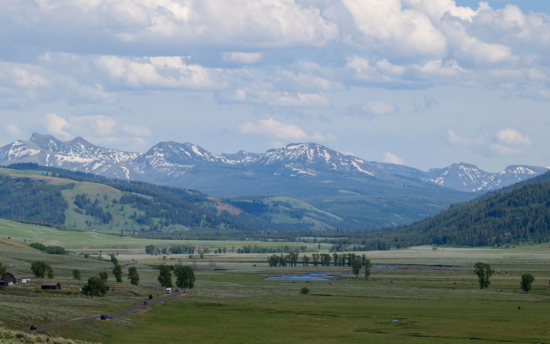 Wyoming Airports and Getting There in Wyoming